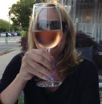 It\'s time for Rose Wine to quench the Summer Heat